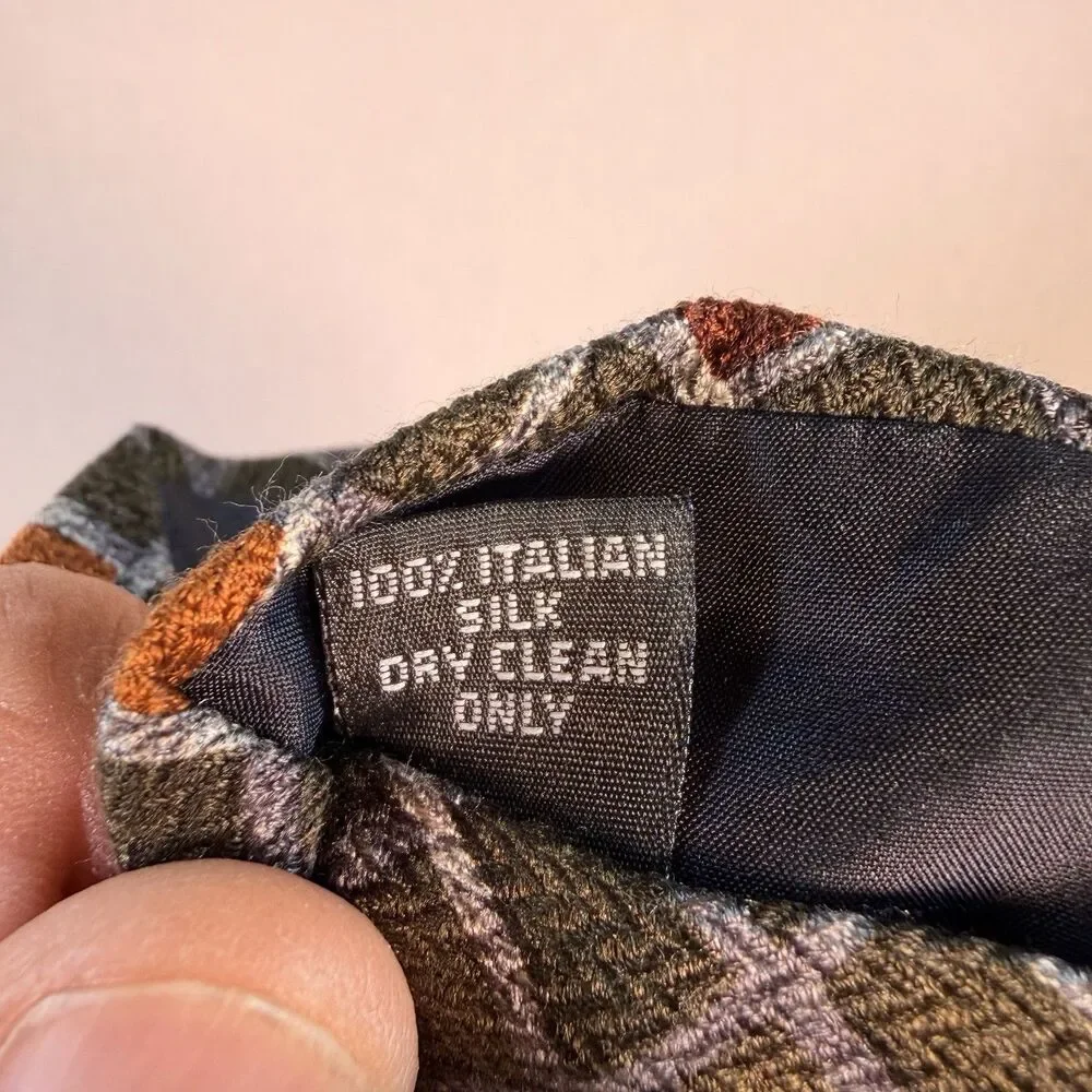 COACH Italian Silk Tie Geometric Design Luxury Stunning Made in Italy 60” x 3.5”